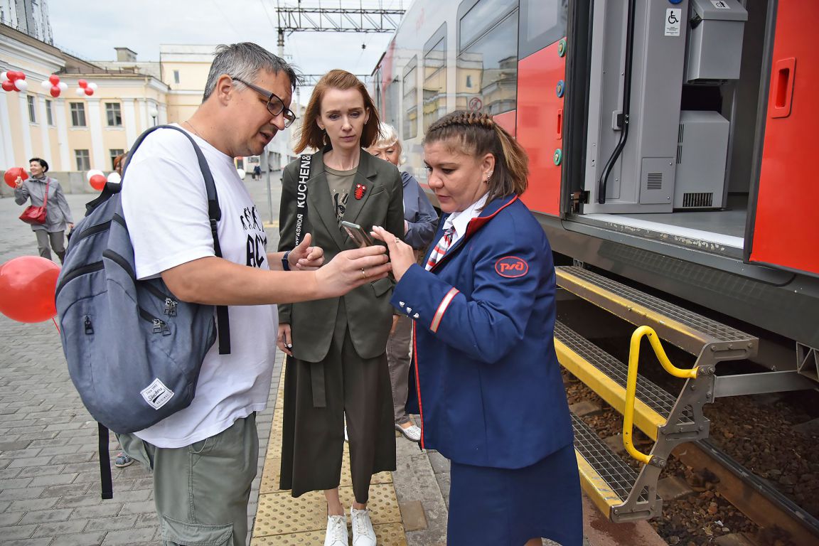 Из Екатеринбурга в Качканар пустили первую «Ласточку» - «Уральский рабочий»